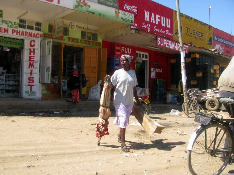 miasteczko 4_droga z Nairobi